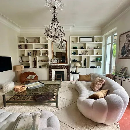 Divine Idylle Luxe 3 Chambres, Terrasse 130m2, Jacuzzi, Clim Plein Centre Apartment *