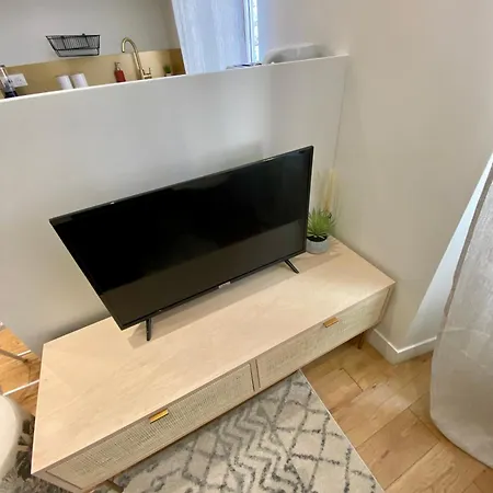 Divine Idylle Luxe 3 Chambres, Terrasse 130m2, Jacuzzi, Clim Plein Centre *