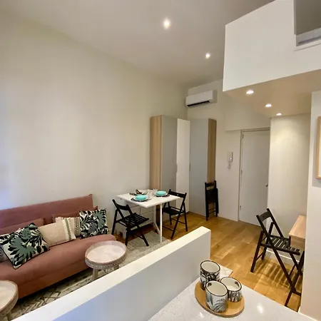 Divine Idylle Luxe 3 Chambres, Terrasse 130m2, Jacuzzi, Clim Plein Centre Apartment